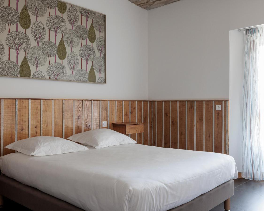 Cit'Hotel Le Relais Du Boisniard Шамбрето Экстерьер фото